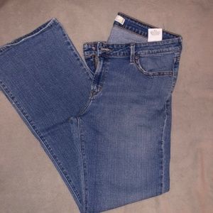 Levi’s 545 low bootcut jeans